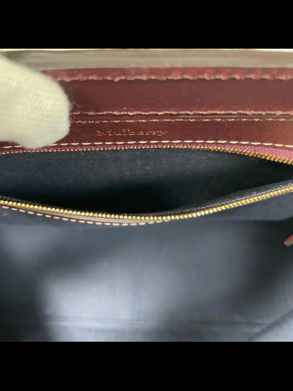 Mulberry Shoulder Bag in Deep Burgundy Leather - Picture 14 of 16